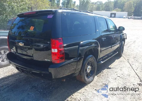 2010 Chevrolet Suburban 1500 Lt1 из США, поврежденный, VIN 1GNUKJE37AR212340